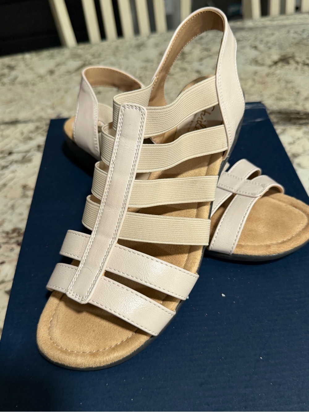 Life Stride Women’s Beige Strappy Wedge Slip On Comfort Sandals 8M